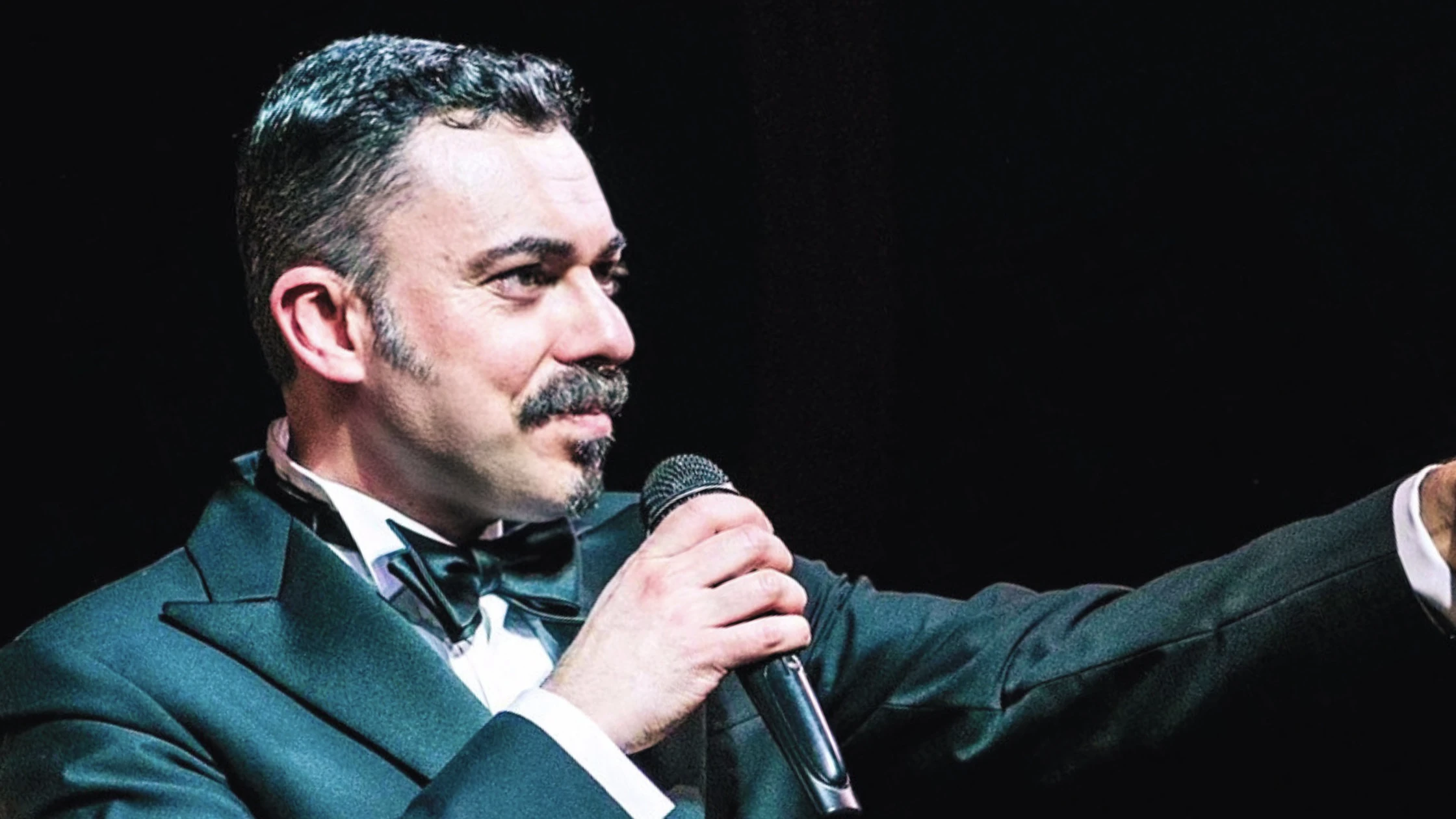 Attilio Reinhardt Event Emcee in Milan