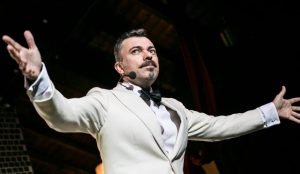 Attilio Reinhardt Presentatore Milano