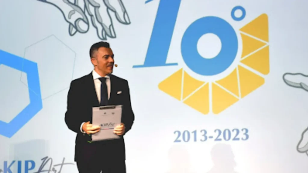 Attilio Reinhardt event host in Milan for the corporate anniversary celebration of Kolinpharma Spa, 2023.